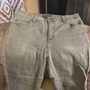 Susan Graver Gray Ankle Cropped Jeans Relaxed Fit